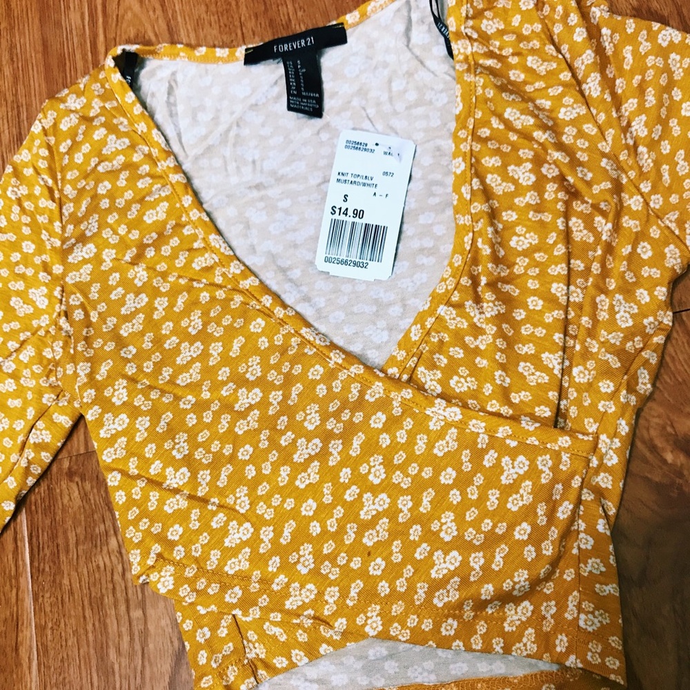 Forever 21 Floral Surplice Top